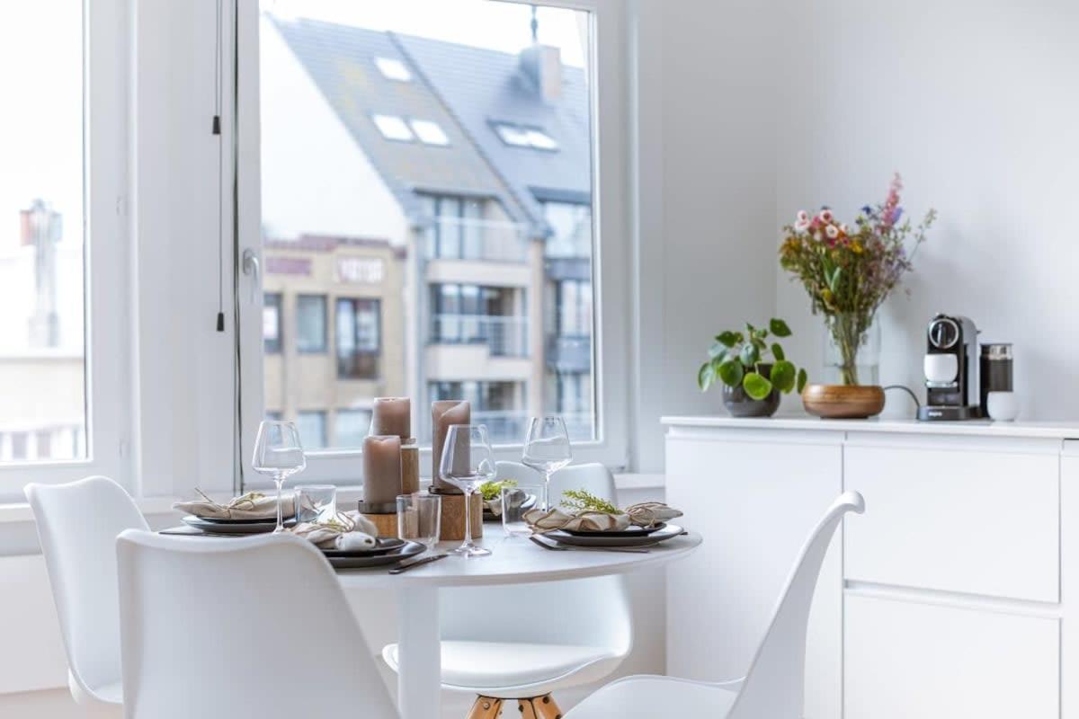 Huswell - Brand New Apartment Near The Beach Blankenberge Esterno foto